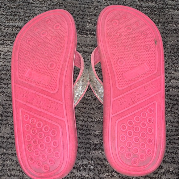 Flip flops - Picture 2 of 2